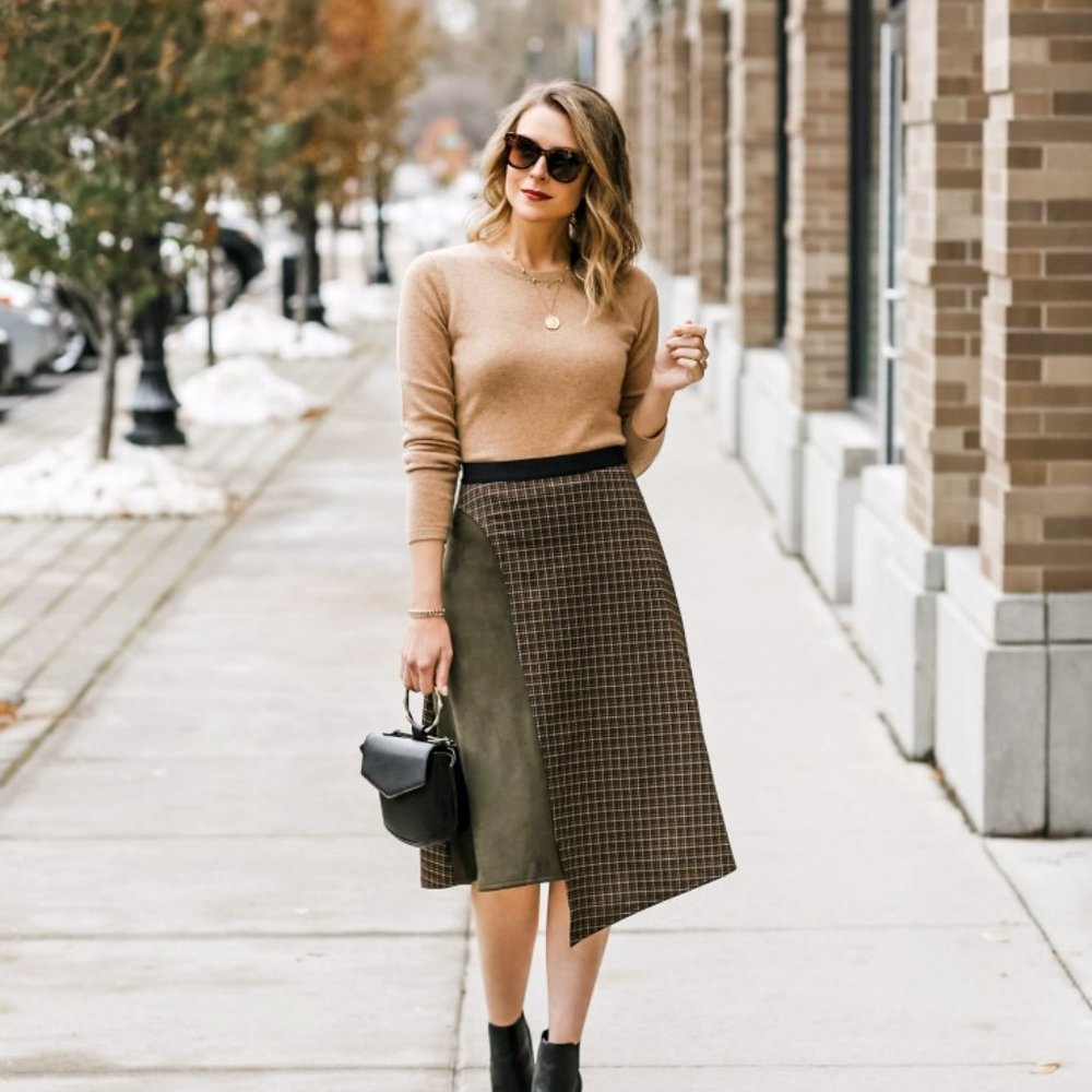 ASSYMETRICAL FAUX WRAP SKIRT - Picture 2 of 14